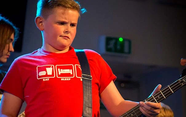 adult-bass-lessons-bishops-stortford