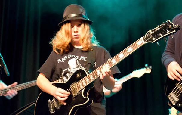 adult-guitar-lessons-great-dunmow