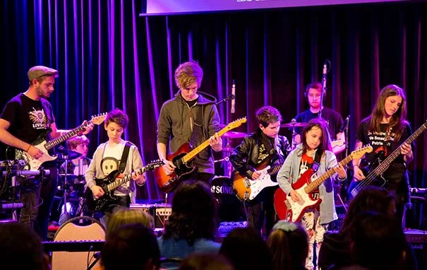 adult-guitar-lessons-saffron-walden